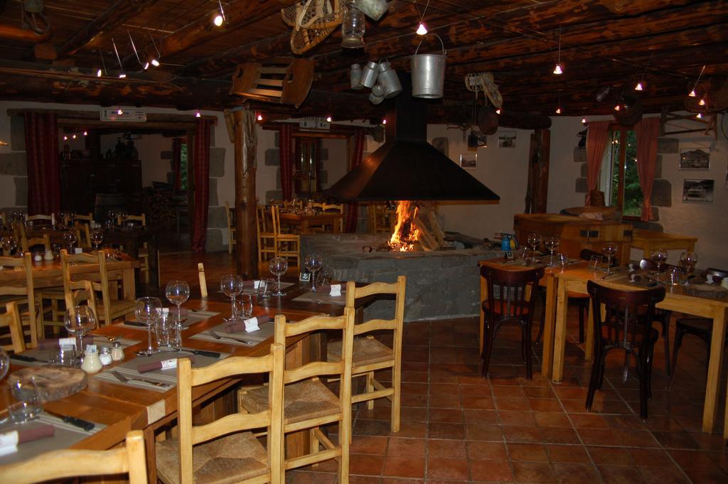 Aux 500 Diables Eco Lodge - Hotel 샹봉 쉬르 라크 외부 사진